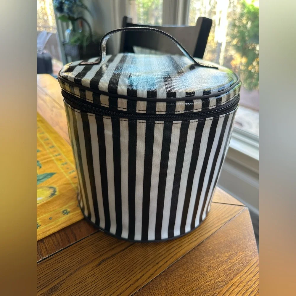 Henri Bendel Centennial Stripes Vintage Train Case Please Read